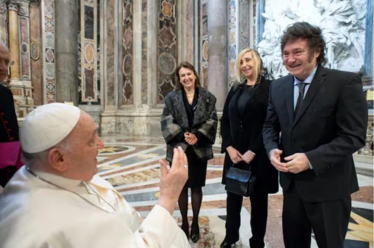 Javier Milei se reunió con el papa Francisco en el Vaticano