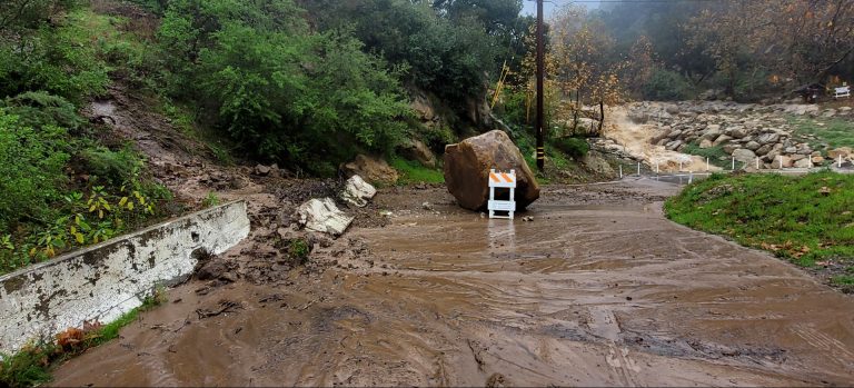 Fuertes lluvias causaron estragos en California