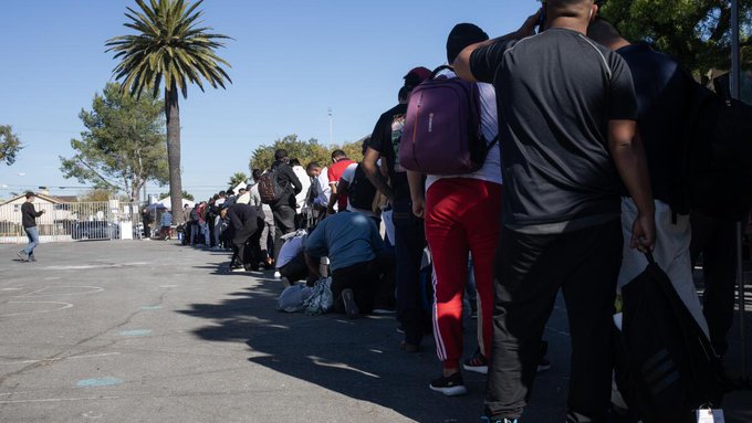 Cierran por falta de fondos centro de migrantes en San Diego