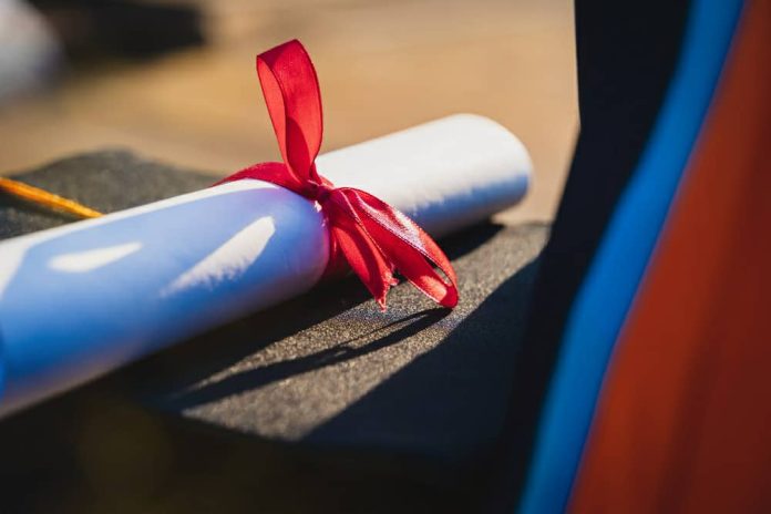 primera-graduacion-de-academia-de-pacificadores