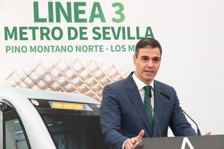 Pedro Sánchez evalúa su continuidad en el Gobierno