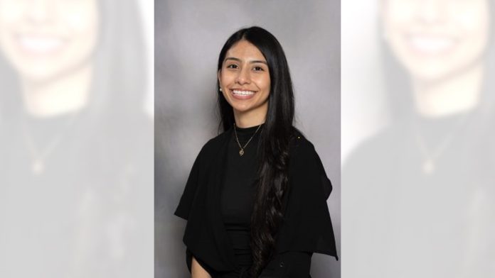 Charlotte-Mecklenburg Schools (CMS) se enorgullece en celebrar el logro sobresaliente de Frida Guerrero Ochoa
