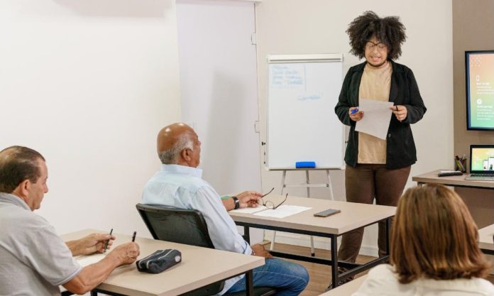 El Centro Hispano Amplía Oportunidades Educativas para la Comunidad