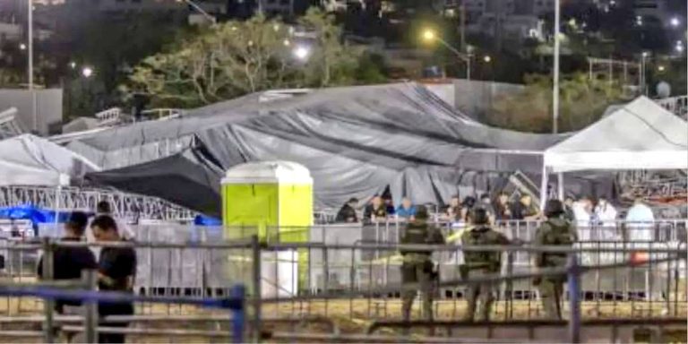Muertos y heridos dejó el colapso de un escenario en evento político