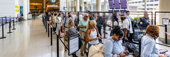 Verano récord en CLT: tráfico aéreo aumenta 14%