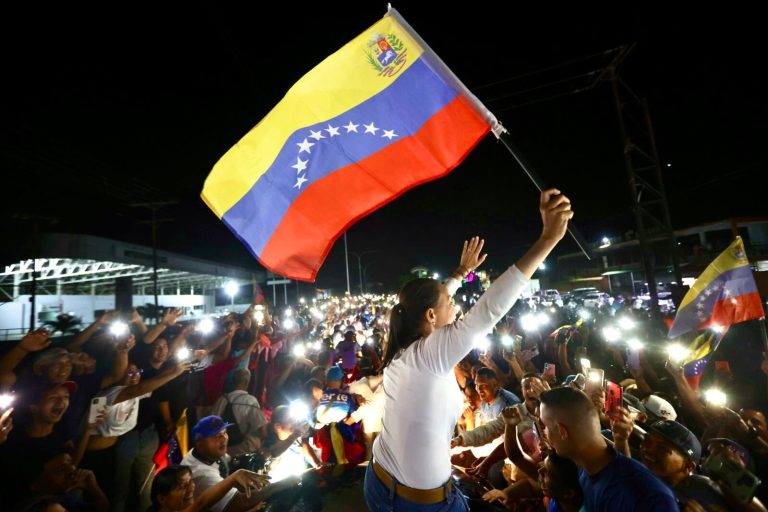 María Corina Machado invitó a los venezolanos a votar temprano