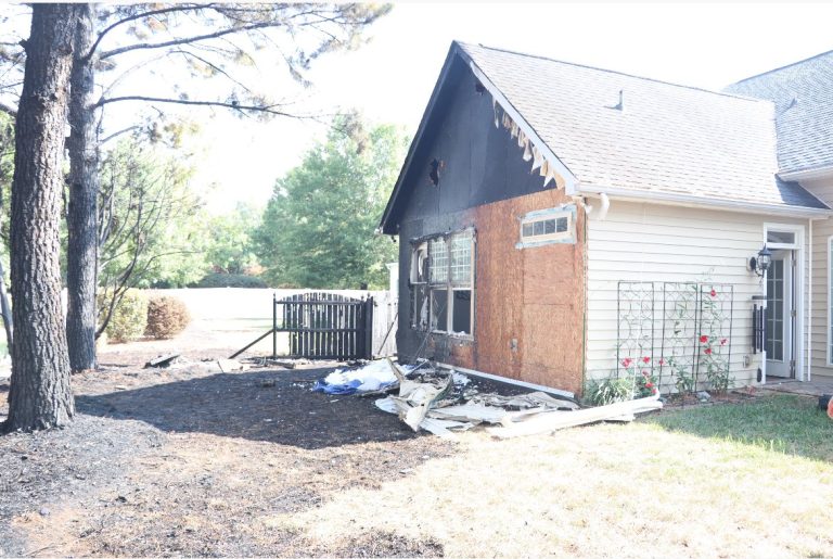 $20.000 en pérdidas deja incendio en cuatro propiedades