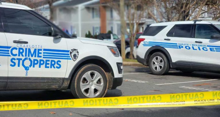 Investigan homicidio en Eastway Division