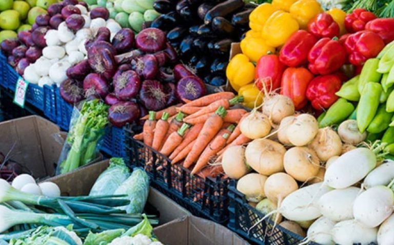 Amplían el acceso a alimentos frescos a través de SNAP al mercado de agricultores