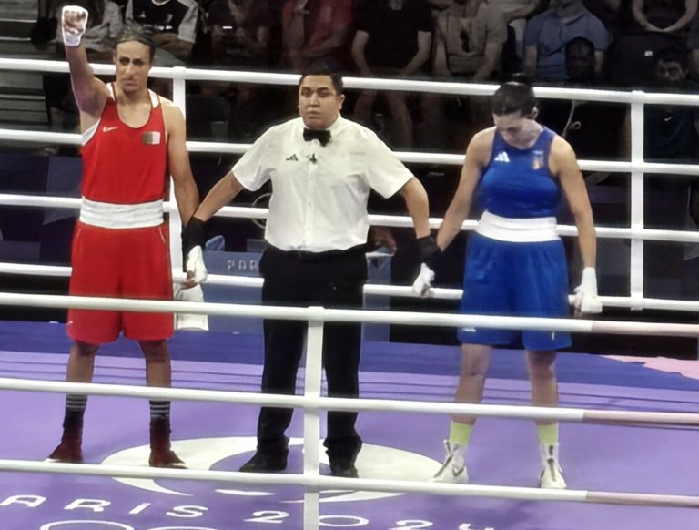 Boxeadora de Argelia es criticada por su actuación en los JJOO