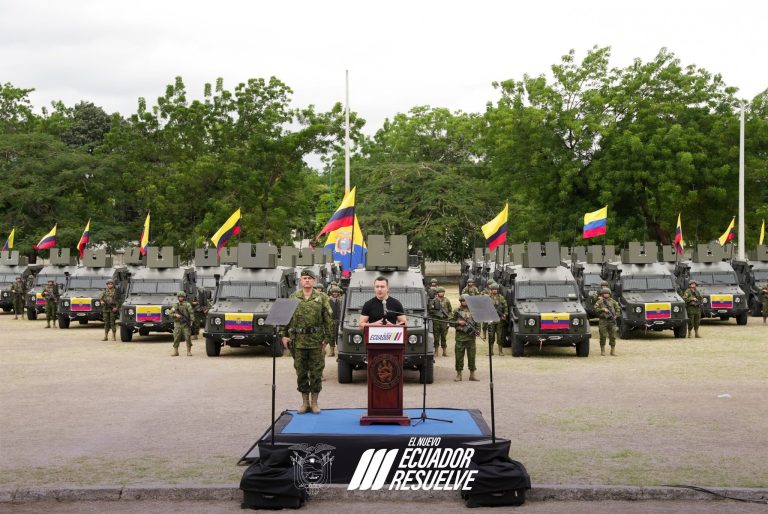 El gobierno de Ecuador recibió el primer lote de vehículos militares proveniente de Israel, para combatir los grupos narcoterroristas.