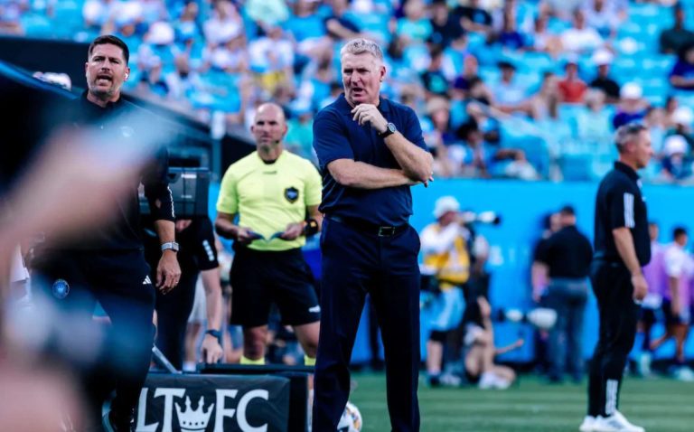 Los cambios audaces de Dean Smith impulsan al Charlotte FC a una victoria crucial