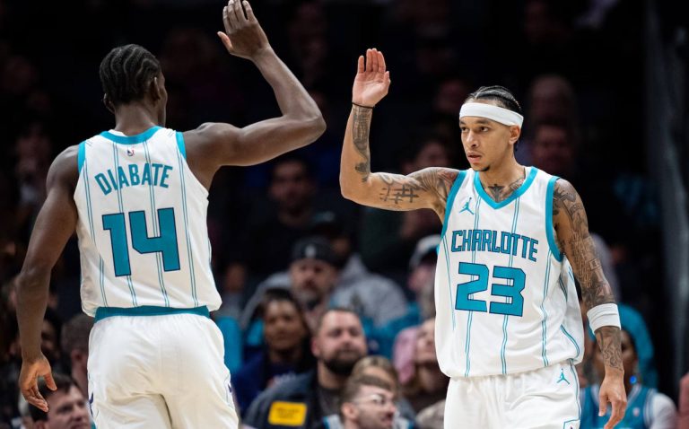 Los Hornets se recuperan de la remontada de los Raptors