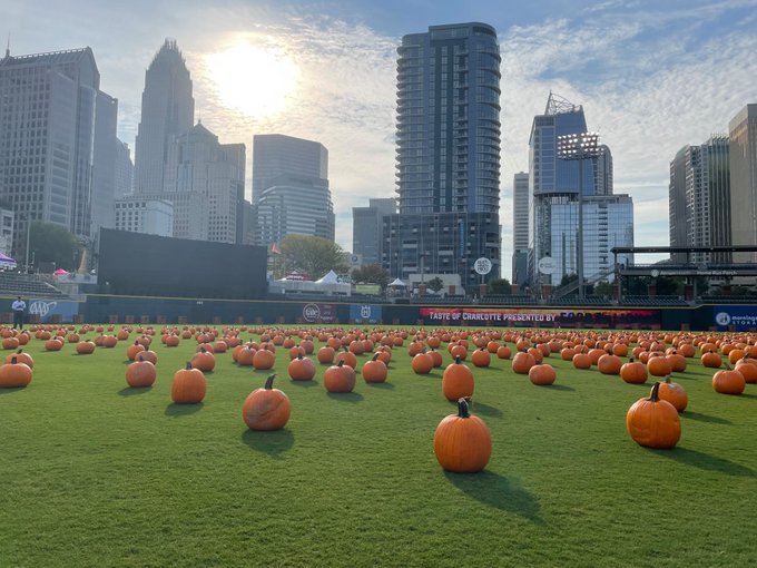 Charlotte Knights convertirá su campo en un huerto de calabazas