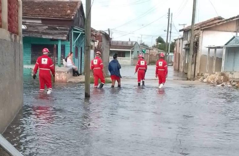 Inundaciones y apagones en Cuba por huracán Milton
