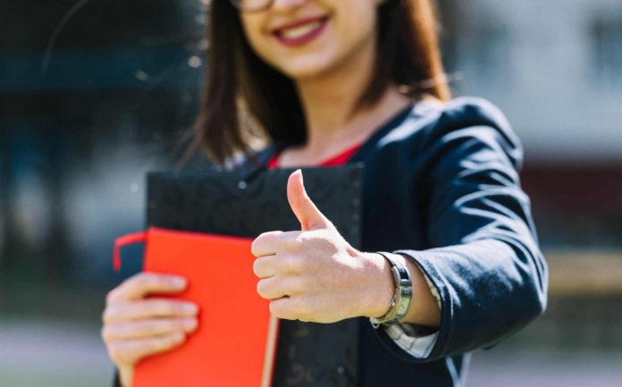 Sesión online sobre revalidación de títulos universitarios