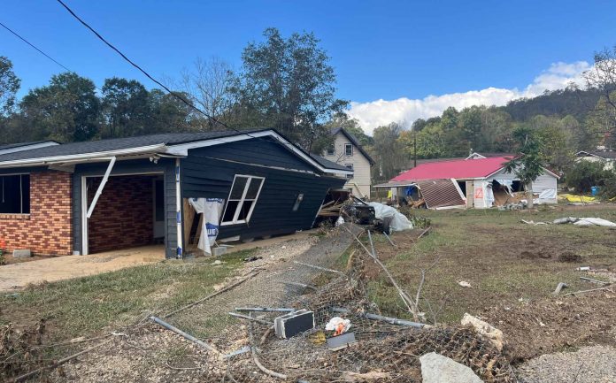 Ascienden a 89 las muertes en NC por Helene