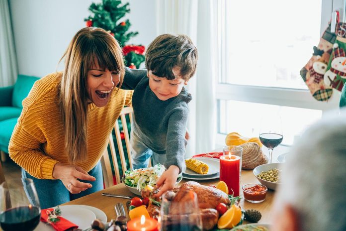 Pautas de seguridad alimentaria para reuniones festivas saludables