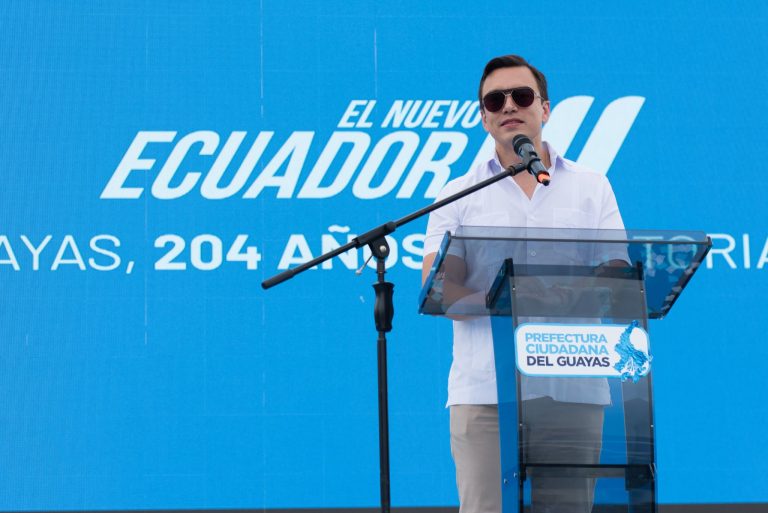 Noboa anuncia consulta popular para convocar a una Constituyente