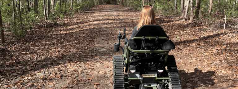 Park and Recreation presentó nuevas sillas de ruedas todoterreno