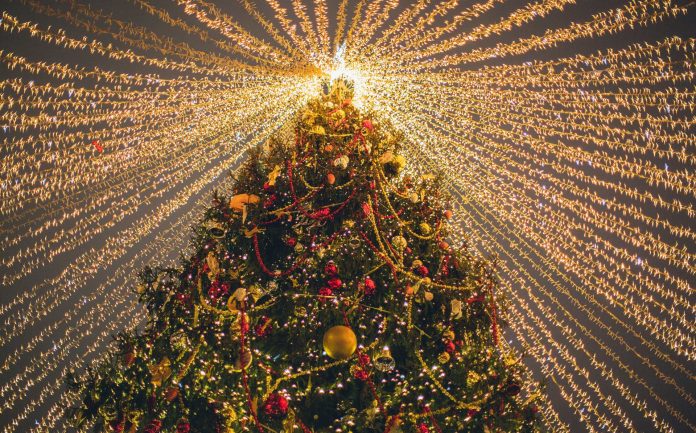 Iluminaciones de árboles de navidad y otros eventos gratuitos