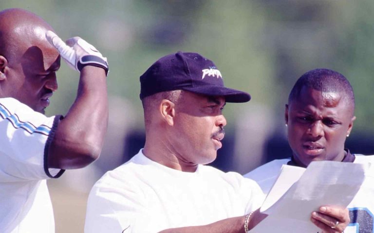 Chick Harris, entrenador de los Panthers, murió a los 79 años
