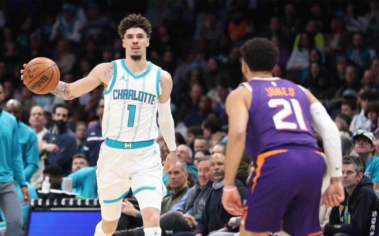 Charlotte Hornets frena la caída de los Suns con una gran victoria