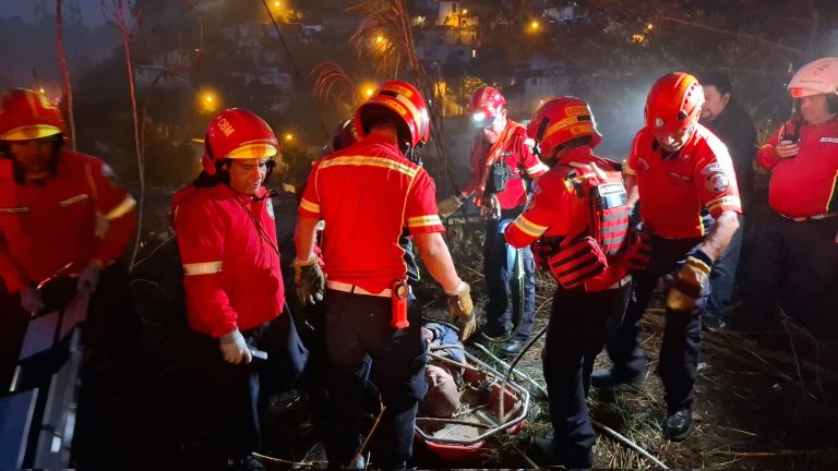 Más de 50 personas fallecieron tras la caída de un autobús en Guatemala