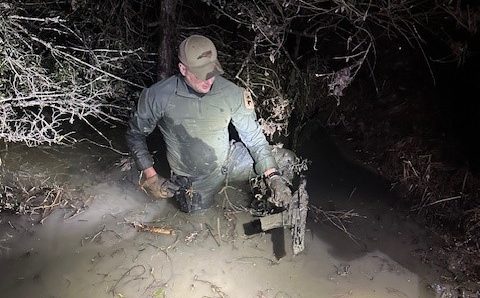 Joven capturado en zona boscosa tras intensa persecución