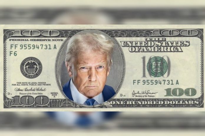 Congresista propone que la imagen de Trump esté en los billetes de 100$