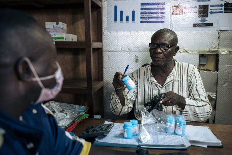 La OMS alertó que programas de salud en el mundo están en riesgo