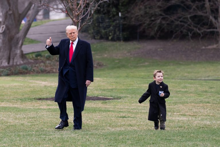 Trump: Indultos firmados por Biden "son nulos y sin valor"