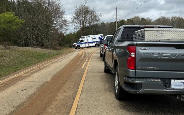 Niña asesinada y hombre herido tras presunto intento de suicidio