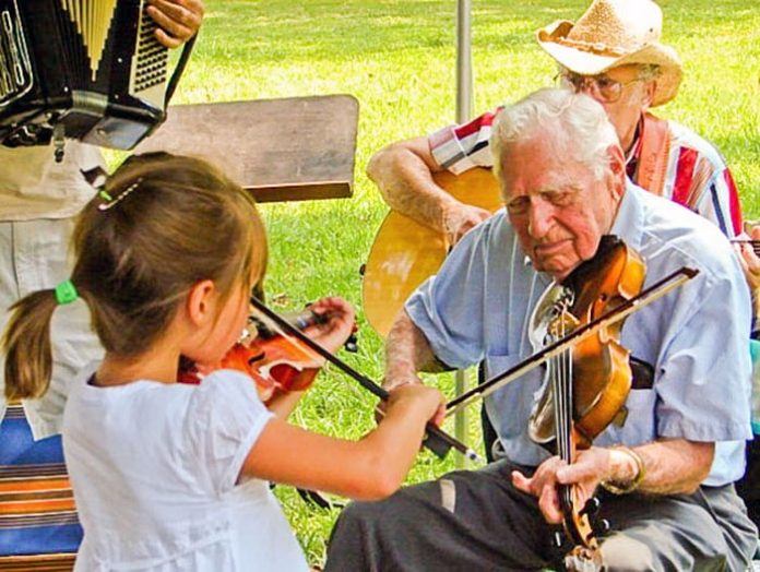 Charlotte Folk Music Festival el 12 de abril