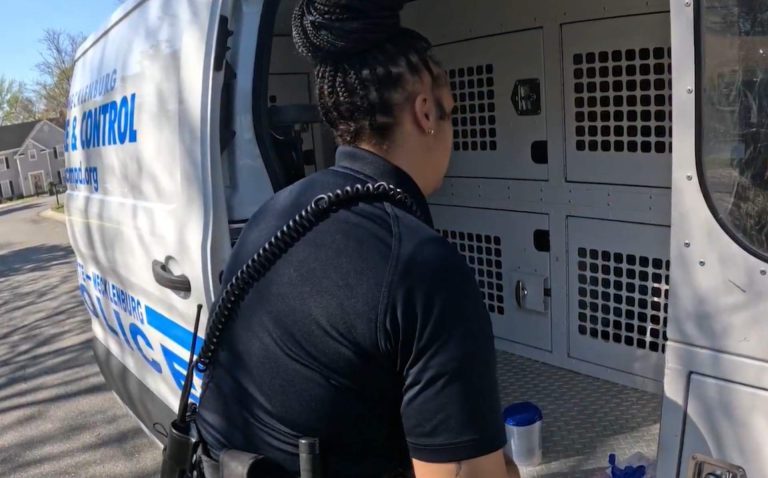 Reconocimiento al trabajo de los Oficiales de Cuidado Animal en Charlotte