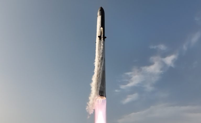 SpaceX lanzó su cohete Starship, pero cae en el Océano Índico-min
