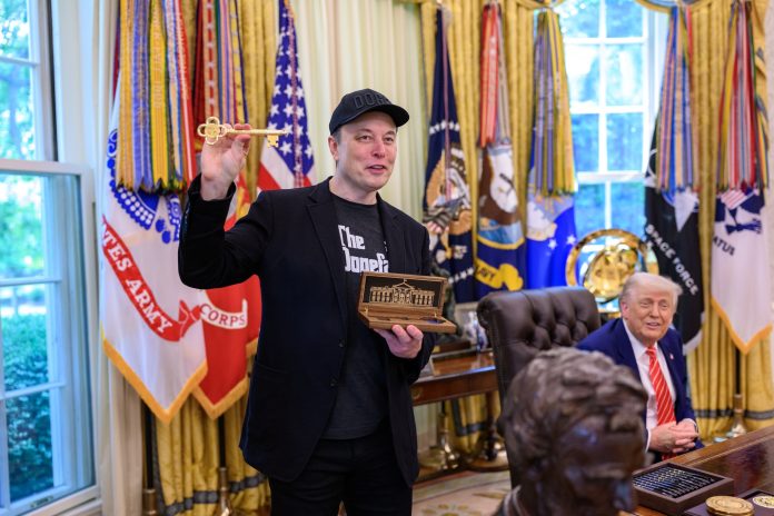 Trump agradeció el trabajo de Elon Musk en la Casa Blanca