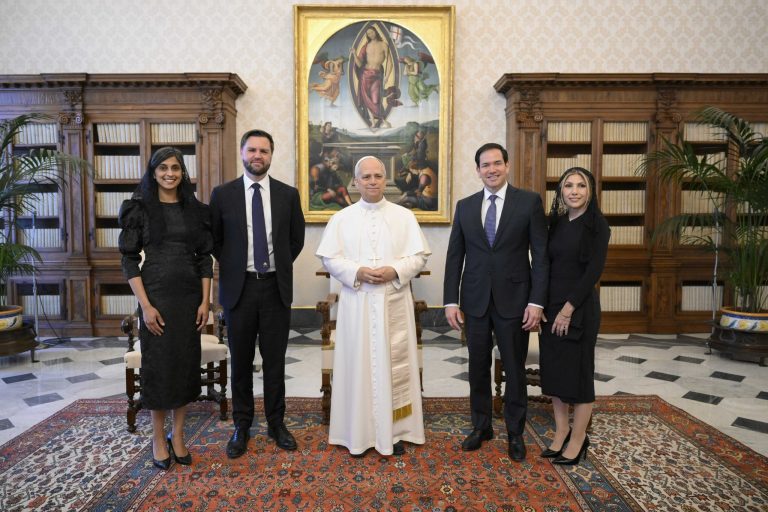 Trump invitó al Papa León XIV a la Casa Blanca