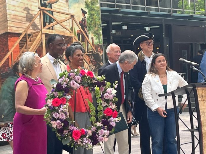 Charlotte conmemora 250 años de Mecklenburg con alegría
