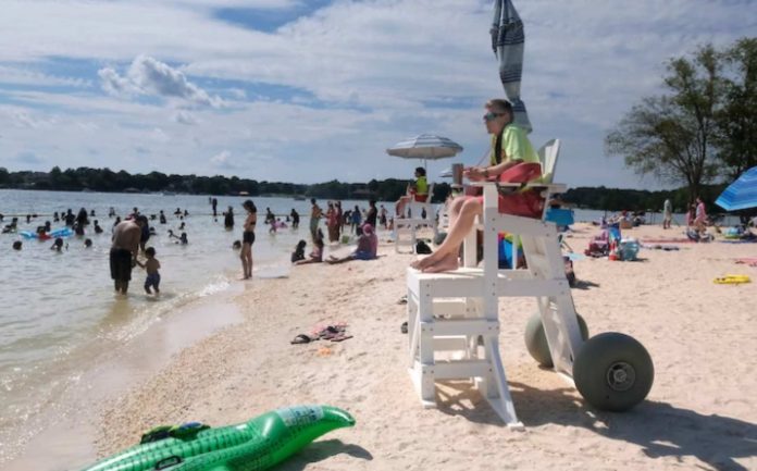 Horarios de verano en las atracciones acuáticas al aire libre en Mecklenburg