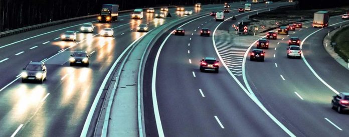Comisionado Causey resuelve caso de tarifas de seguro de automóvil