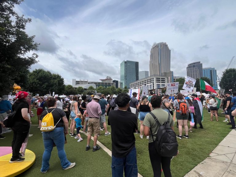 CMPD confirmó dos arrestos durante manifestaciones del fin de semana