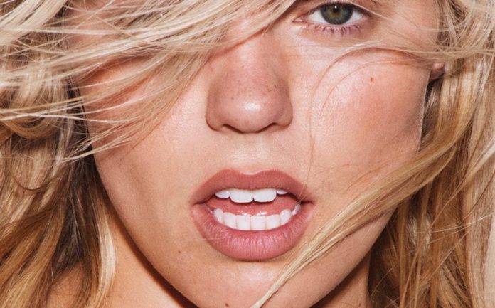 Renée Rapp llega a Charlotte con su gira “BITE ME”