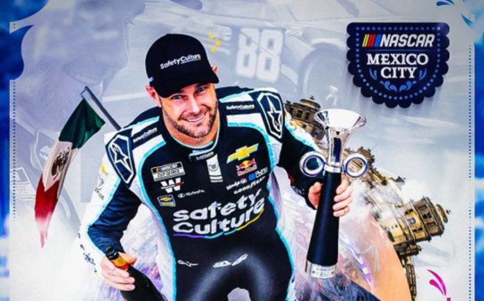 Shane Van Gisbergen conquista la Viva México 250 de NASCAR