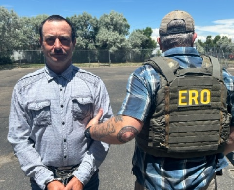 Más de 240 migrantes indocumentados arrestados en Denver