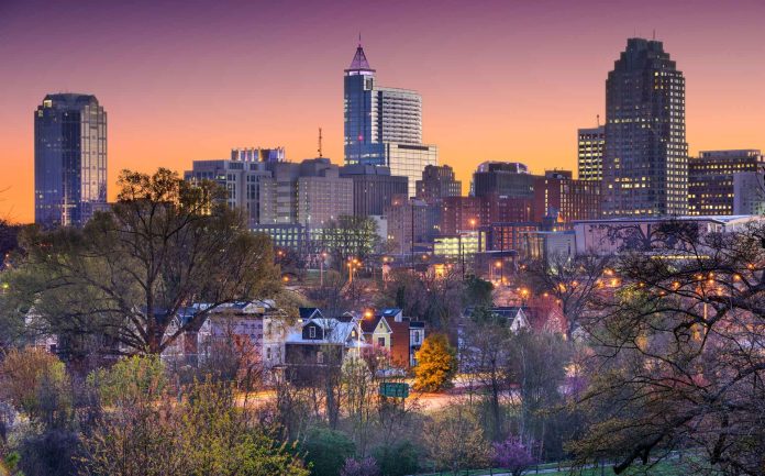 Cuatro ciudades de NC destacan entre los estilos de vida más envidiados de EE.UU.