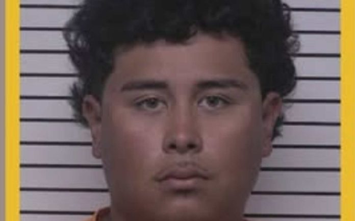 Capturan a fugitivo indocumentado acusado de delitos sexuales en Indiana