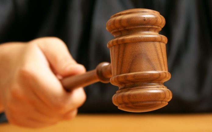 Mujer de Charlotte sentenciada por fraude electrónico