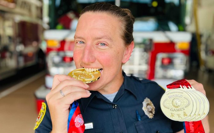 Un bombero de Charlotte gana 6 medallas de oro y establece 2 récords mundiales