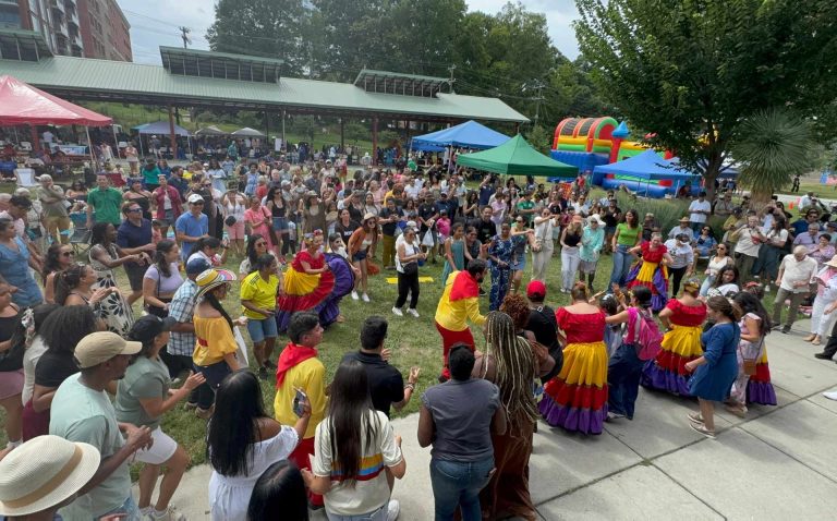 Miles de personas se reunieron Durham en la Fiesta Latina 2025